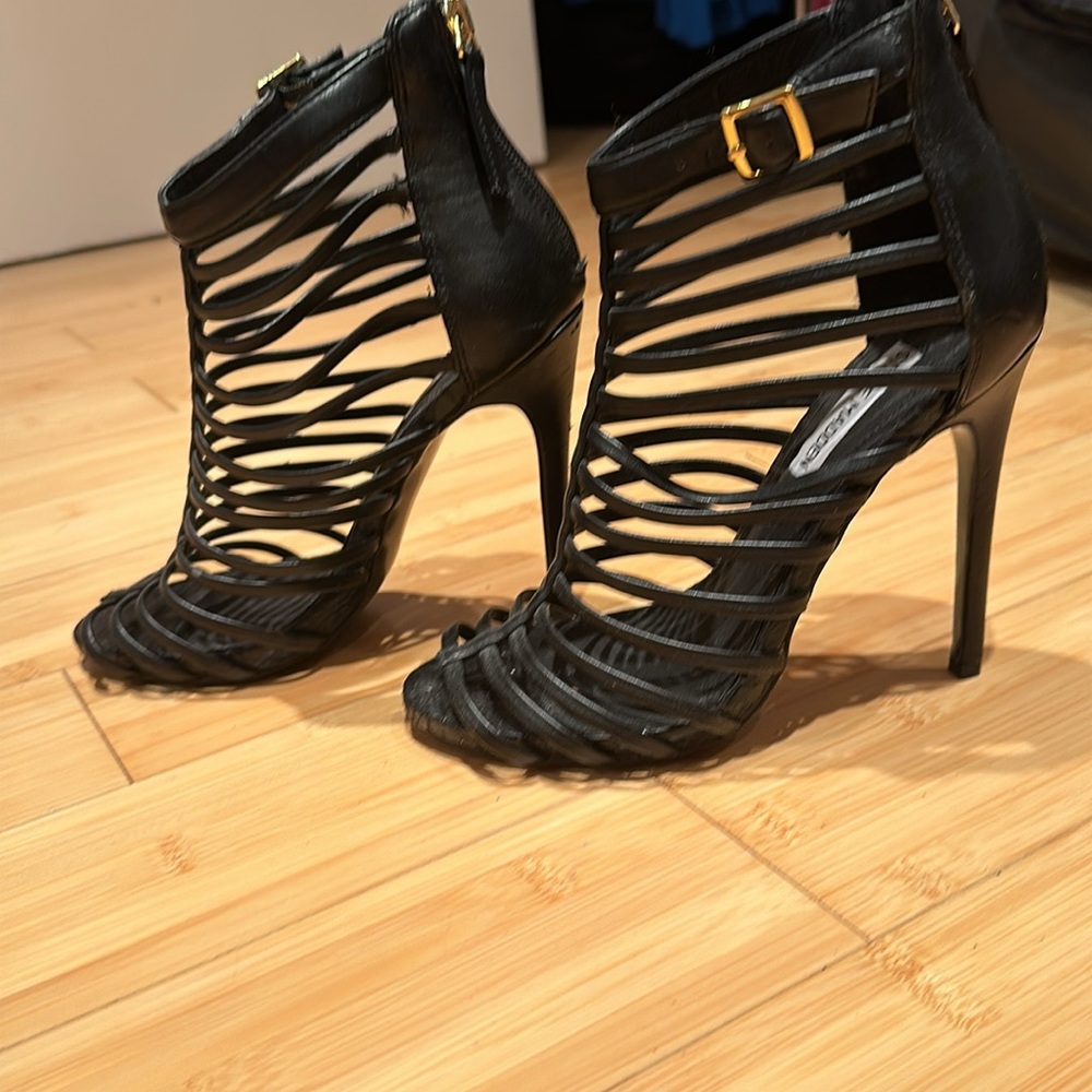 Steve Madden Caged Pumps